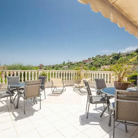 Villa Beautiful Ideally Located On The Hills Of With Sea View *