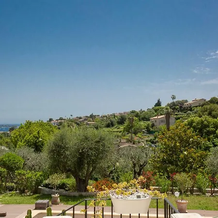 Villa Beautiful Ideally Located On The Hills Of With Sea View *