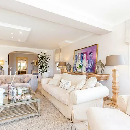 Beautiful Ideally Located On The Hills Of With Sea View *