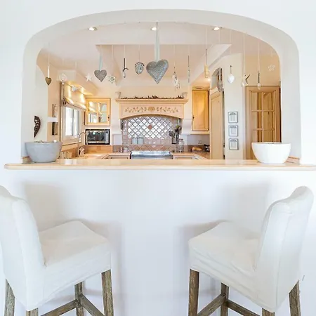 Beautiful Ideally Located On The Hills Of With Sea View * Antibes